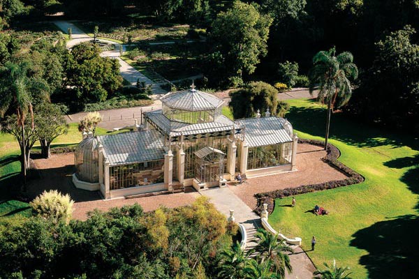 Adelaide-Botanic-Garden.jpg